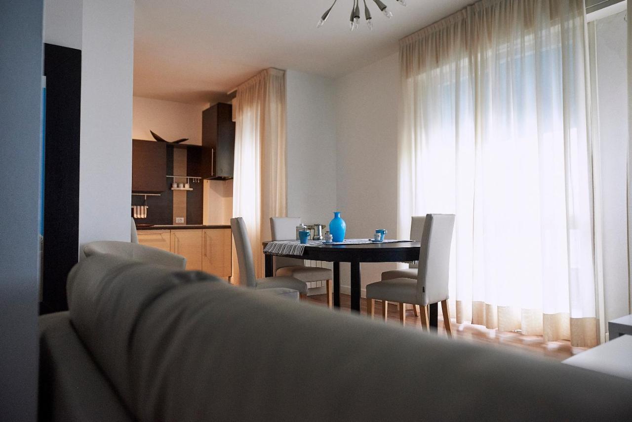 לידו די ג'סולו Appartamento Flaminia 30 Metri Dal Mare מראה חיצוני תמונה
